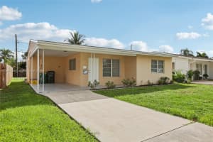 1828 N J St Lake Worth, FL 33460 - MLS#A11884723