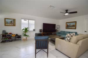 830 Nw 19th Ter Fort Lauderdale, FL 33311 - MLS#A11884730