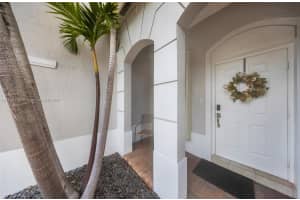 5625 Nw 112th Path 5625 Doral, FL 33178 - MLS#A11884743