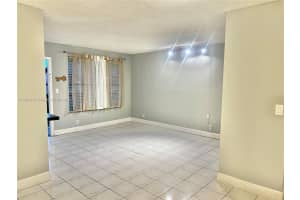 10002 Winding Lake Rd 203 Sunrise, FL 33351 - MLS#A11884774