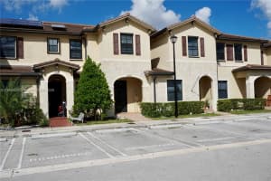 10606 W 33rd Ct 10606 Hialeah, FL 33018 - MLS#A11884820