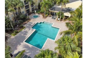 5720 Rock Island Rd 396, Tamarac