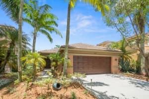 590 Conservation Dr Weston, FL 33327 - MLS#A11884873