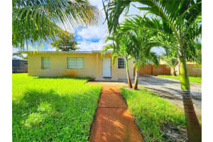 3640 Nw 4th St Lauderhill, FL 33311 - MLS#A11884930