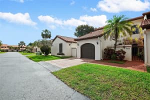 9340 Nw 48th Doral Ter Doral, FL 33178 - MLS#A11884943