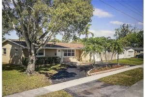 5231 Sw 89th Ave, Cooper City