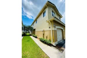 2433 Pasadena Way Weston, FL 33327 - MLS#A11884964