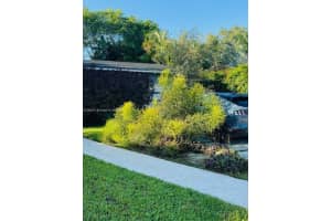 8501 E Dixie Hwy Miami, FL 33138 - MLS#A11884973