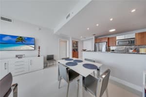 300 S Biscayne Blvd T-3312 Miami, FL 33131 - MLS#A11885063