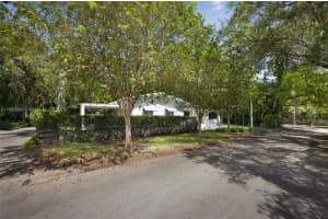 3894 Main Hwy Miami, FL 33133 - MLS#A11885086