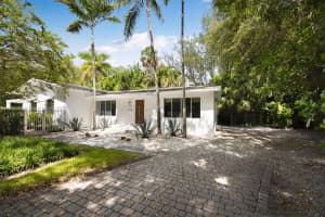 3894 Main Hwy Miami, FL 33133 - MLS#A11885086