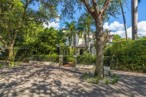 225 Alesio Ave Coral Gables, FL 33134 - MLS#A11885095