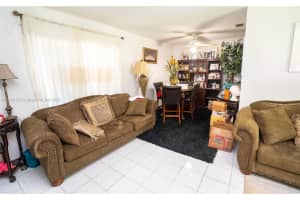 10274 Sw 169th Ter Miami, FL 33157 - MLS#A11885123