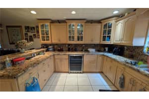 900 W 50th Pl Hialeah, FL 33012 - MLS#A11885155