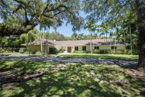 11905 Sw 67th Ave Pinecrest, FL 33156 - MLS#A11885178