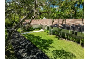 11905 Sw 67th Ave Pinecrest, FL 33156 - MLS#A11885178