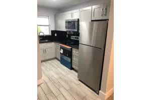 250 Layne Blvd 307 Hallandale Beach, FL 33009 - MLS#A11885226