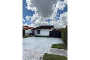 11542 Sw 5th St Sweetwater, FL 33174 - MLS#A11885229