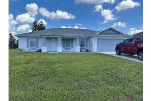 1517 Meadow Lehigh Acres, FL 33976 - MLS#A11885259