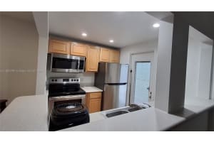5050 Bayview Dr 20 Fort Lauderdale, FL 33308 - MLS#A11885265