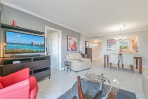 109 Royal Park Dr 4f Oakland Park, FL 33309 - MLS#A11885270
