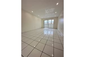 1555 W 44th Pl 234 Hialeah, FL 33012 - MLS#A11885279