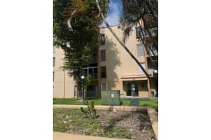 4855 Nw 7th St 401-6, Miami