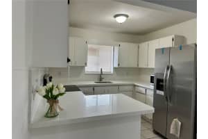 3041 W 76th St B-209 Hialeah, FL 33018 - MLS#A11885327