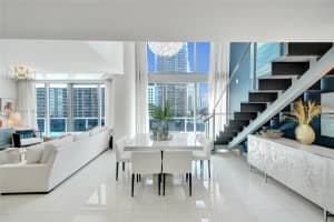 200 Biscayne Boulevard Way 505, Miami
