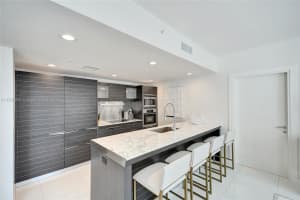 200 Biscayne Boulevard Way 505 Miami, FL 33131 - MLS#A11885334