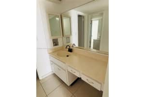 5701 Collins Ave APT 709, Miami Beach, FL 33140, - MLS#A11885337