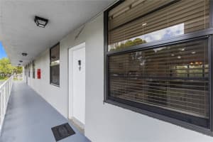 1514 Whitehall Dr 203 Davie, FL 33324 - MLS#A11885359