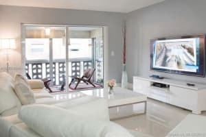 801 Pine Dr 14 Pompano Beach, FL 33060 - MLS#A11885363