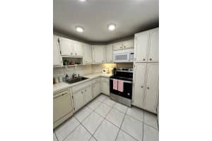 300 Bayview Dr 1209 Sunny Isles Beach, FL 33160 - MLS#A11885401