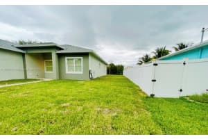 1013 Sw Deauville Ave Port Saint Lucie, FL 34953 - MLS#A11885434