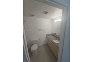 2501 Centergate Dr 204 Miramar, FL 33025 - MLS#A11885470