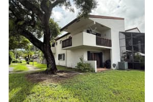 10046 Nw 41st St 48-4, Doral