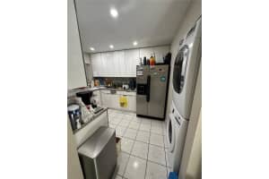 12373 Nw 7th Ln Miami, FL 33182 - MLS#A11885503