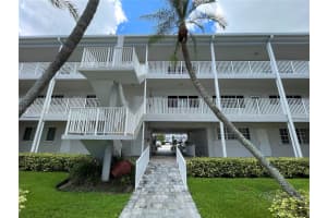 462 Golden Isles Dr 211 Hallandale Beach, FL 33009 - MLS#A11885511