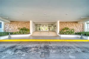 401 Golden Isles Dr 908 Hallandale Beach, FL 33009 - MLS#A11885533
