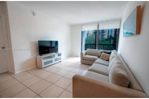 2345 Ne 135th St 307 North Miami, FL 33181 - MLS#A11885612