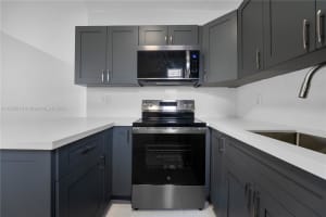 15991 Ne 18th Pl 2 North Miami Beach, FL 33162 - MLS#A11885616