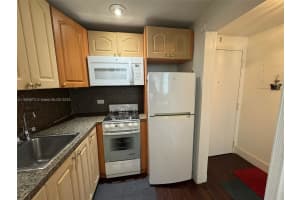 700 Biltmore Way 418 Coral Gables, FL 33134 - MLS#A11885673