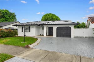 14319 Sw 100th Ln Miami, FL 33186 - MLS#A11885683