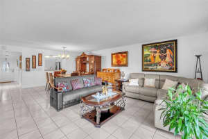 150 S Hollybrook Ter 101, Pembroke Pines