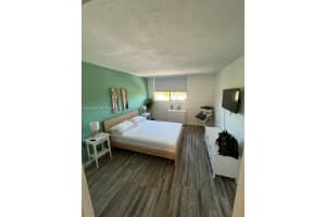 2345 Ne 135th St 302 North Miami, FL 33181 - MLS#A11885710