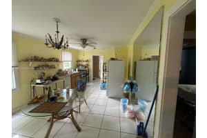 1116 Ne 5th Ave Fort Lauderdale, FL 33304 - MLS#A11885726