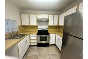 13685 Ne 10th Ave 411 North Miami, FL 33161 - MLS#A11885732