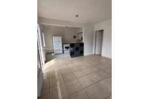 MLS# A11885753, North Miami, Florida 33161