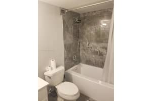 501 Three Islands Blvd 417 Hallandale Beach, FL 33009 - MLS#A11885755